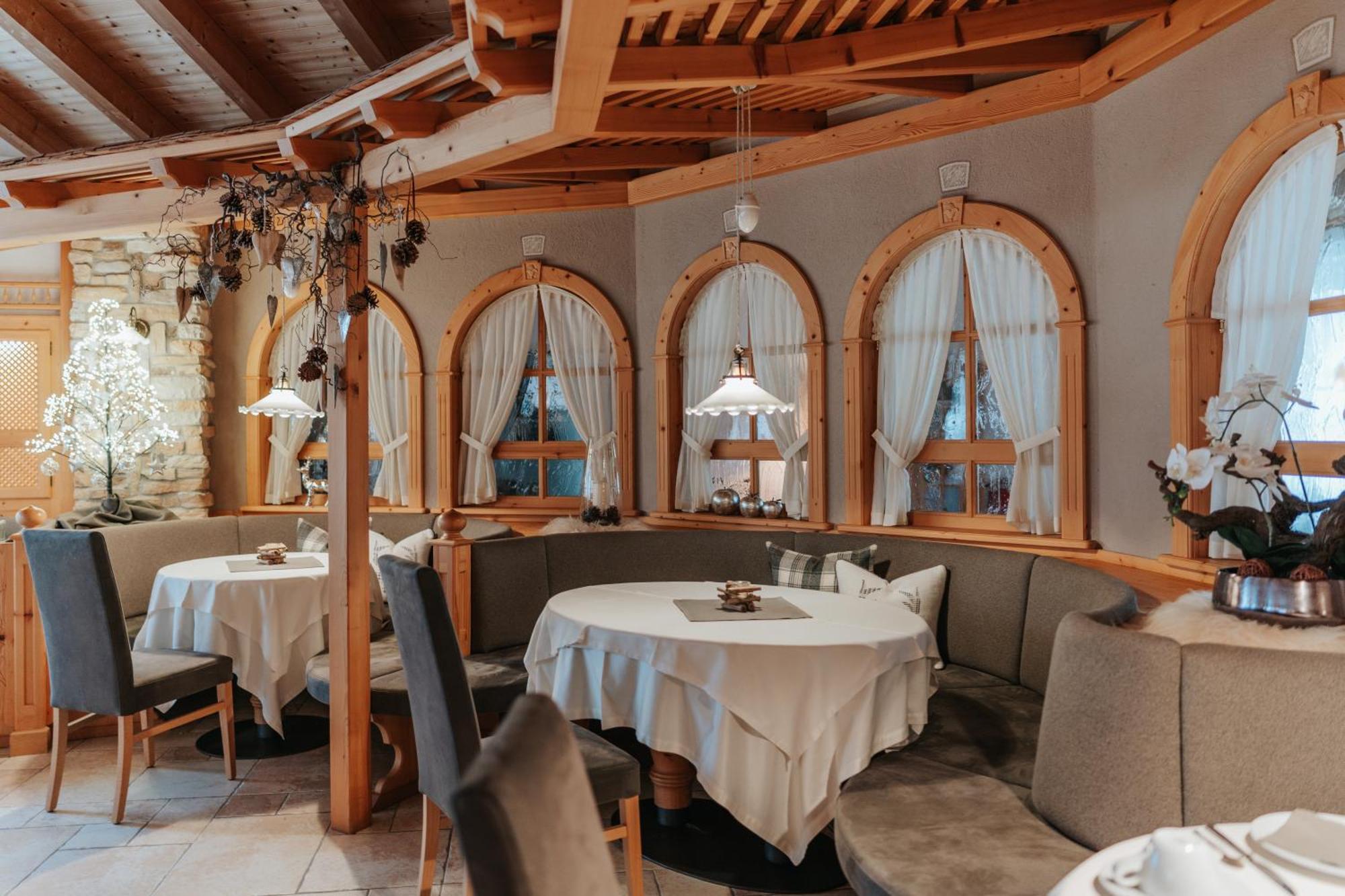 B&B Hotel Mirabel Ortisei Exteriér fotografie