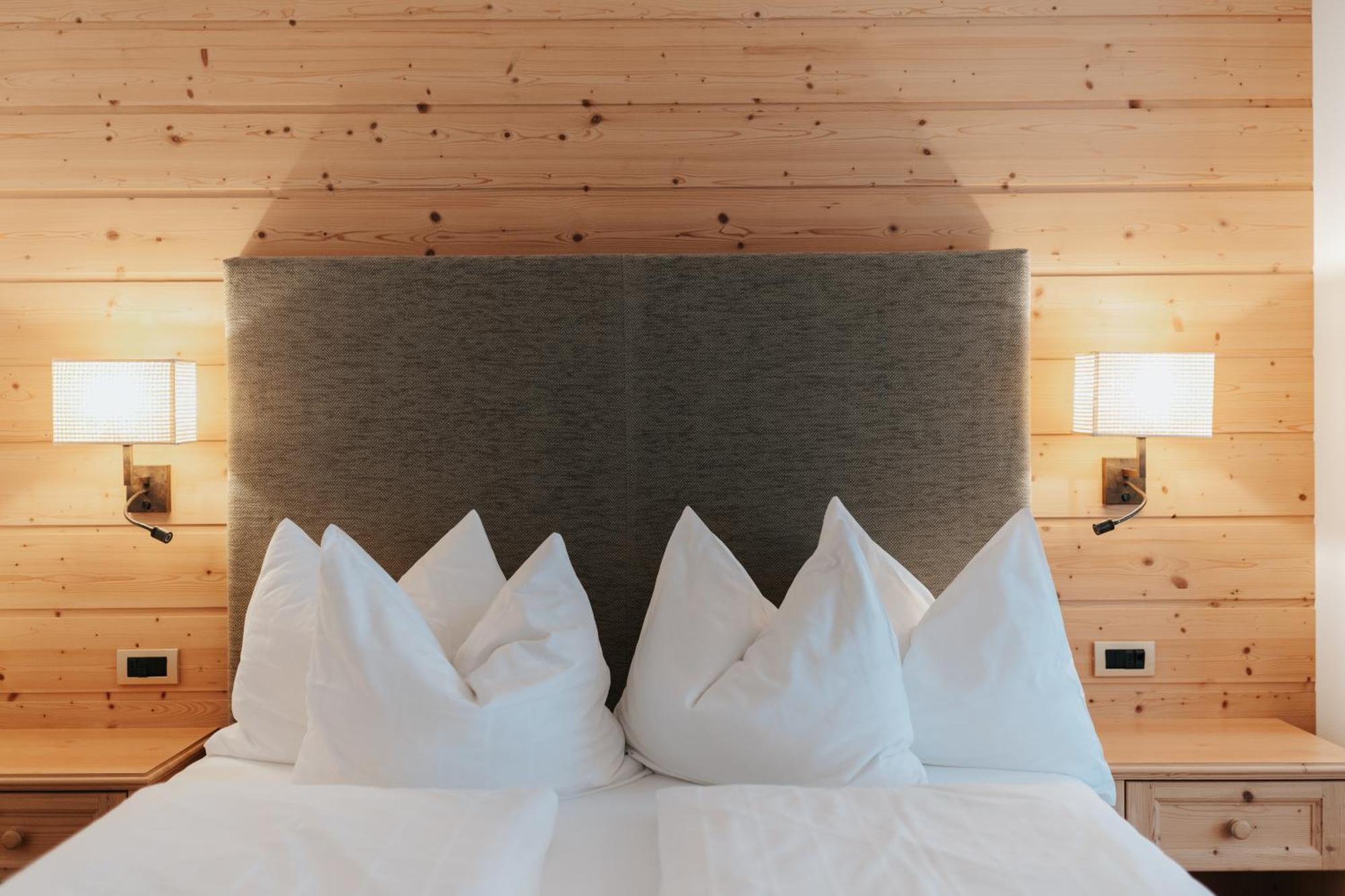 B&B Hotel Mirabel Ortisei Pokoj fotografie