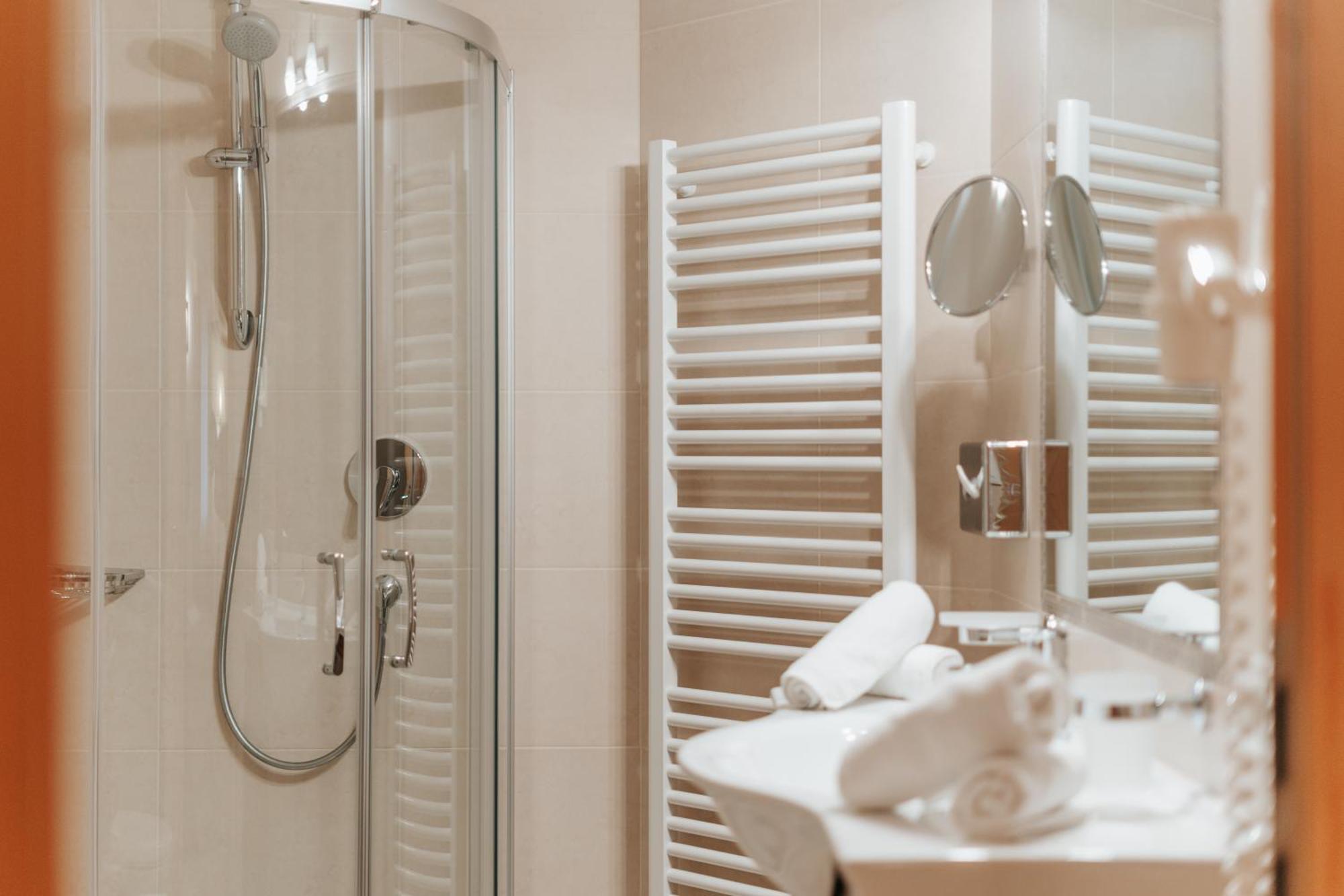 B&B Hotel Mirabel Ortisei Pokoj fotografie
